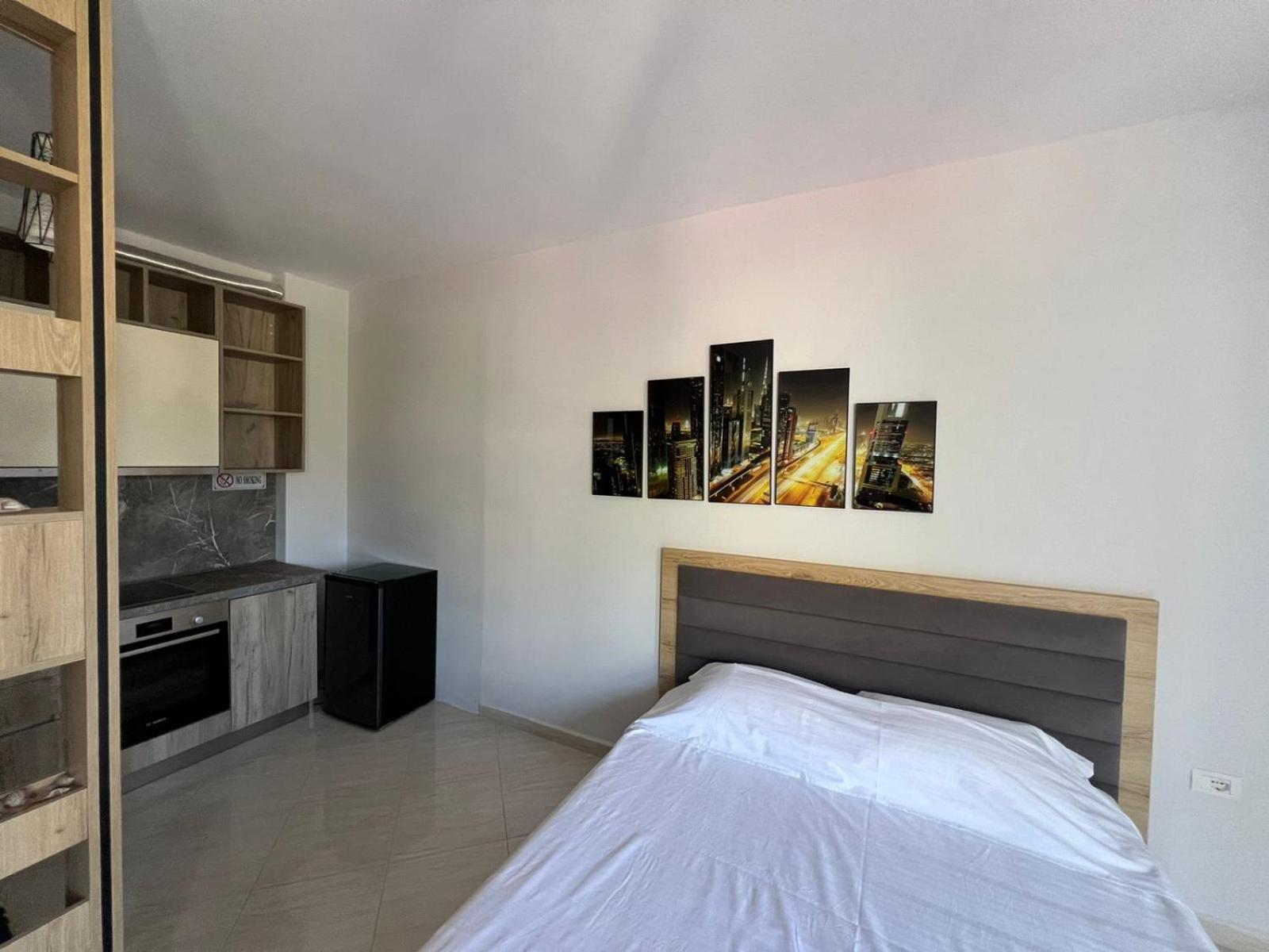Cozy Apartments Near The Sea فلورا المظهر الخارجي الصورة