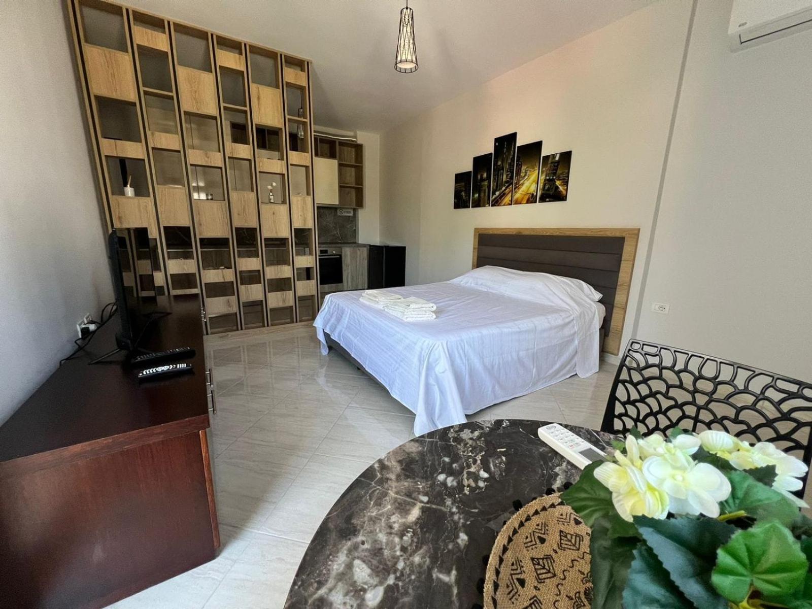 Cozy Apartments Near The Sea فلورا المظهر الخارجي الصورة